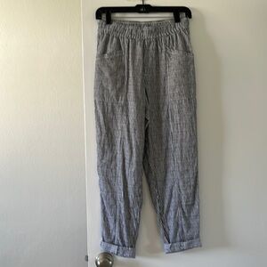 High Rise Straight Taper Pinstriped Pants - Gray/White
